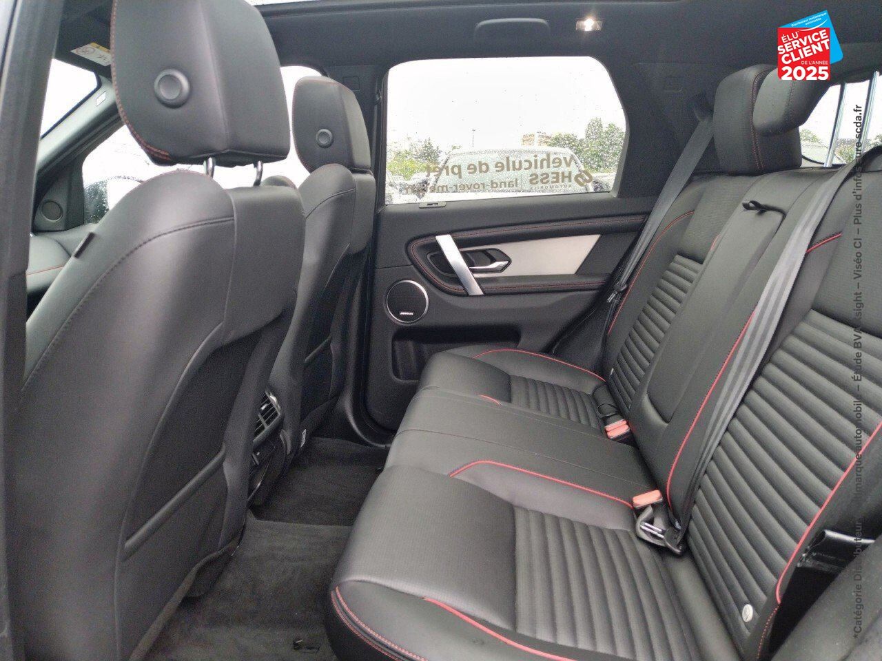 Véhicule d'occasion LAND-ROVER DISCOVERY SPORT P300E R-DYNAMIC SE AWD BVA chez Land Rover Metz