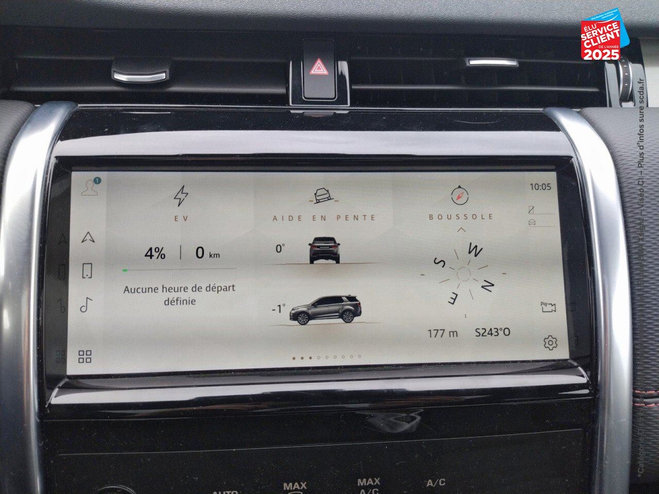 Véhicule d'occasion LAND-ROVER DISCOVERY SPORT P300E R-DYNAMIC SE AWD BVA chez Land Rover Metz
