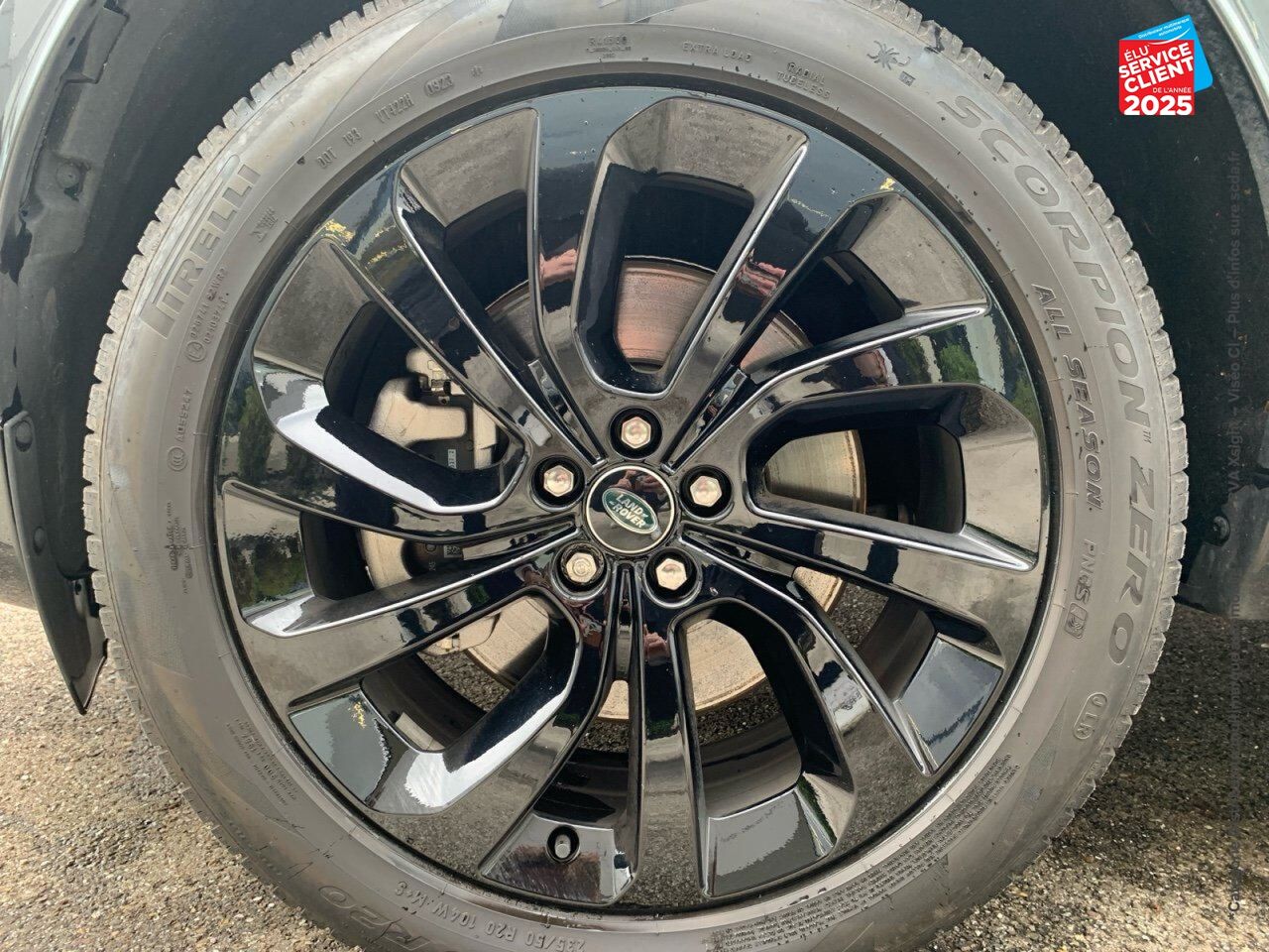 Véhicule d'occasion LAND-ROVER DISCOVERY SPORT P300E R-DYNAMIC SE AWD BVA chez HESS Automobile