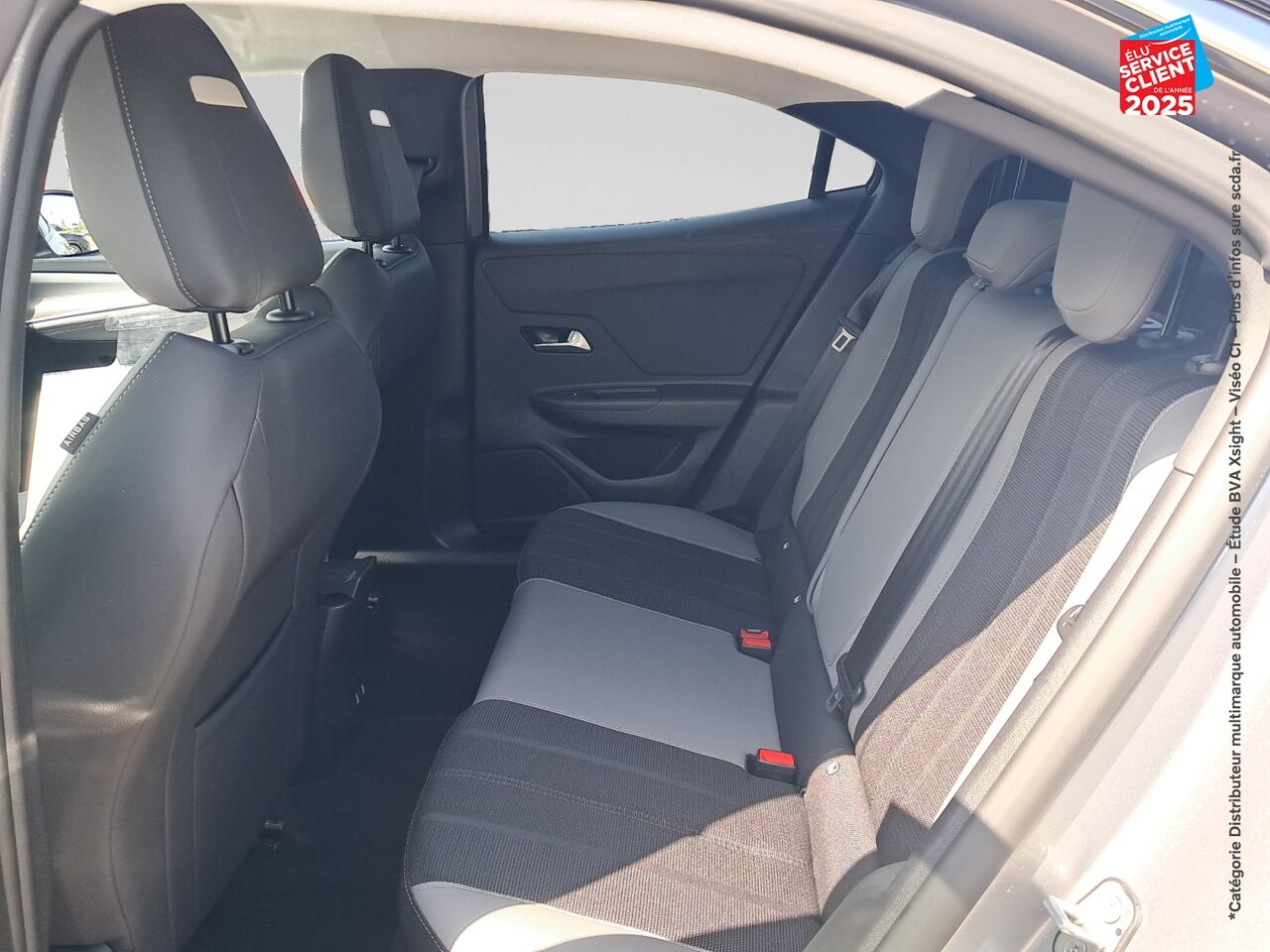 Véhicule d'occasion OPEL MOKKA MOKKA-E 136CH ELEGANCE chez Toyota Sarreguemines
