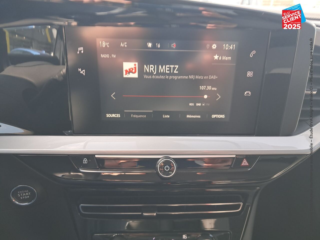 Véhicule d'occasion OPEL MOKKA MOKKA-E 136CH ELEGANCE chez Toyota Sarreguemines
