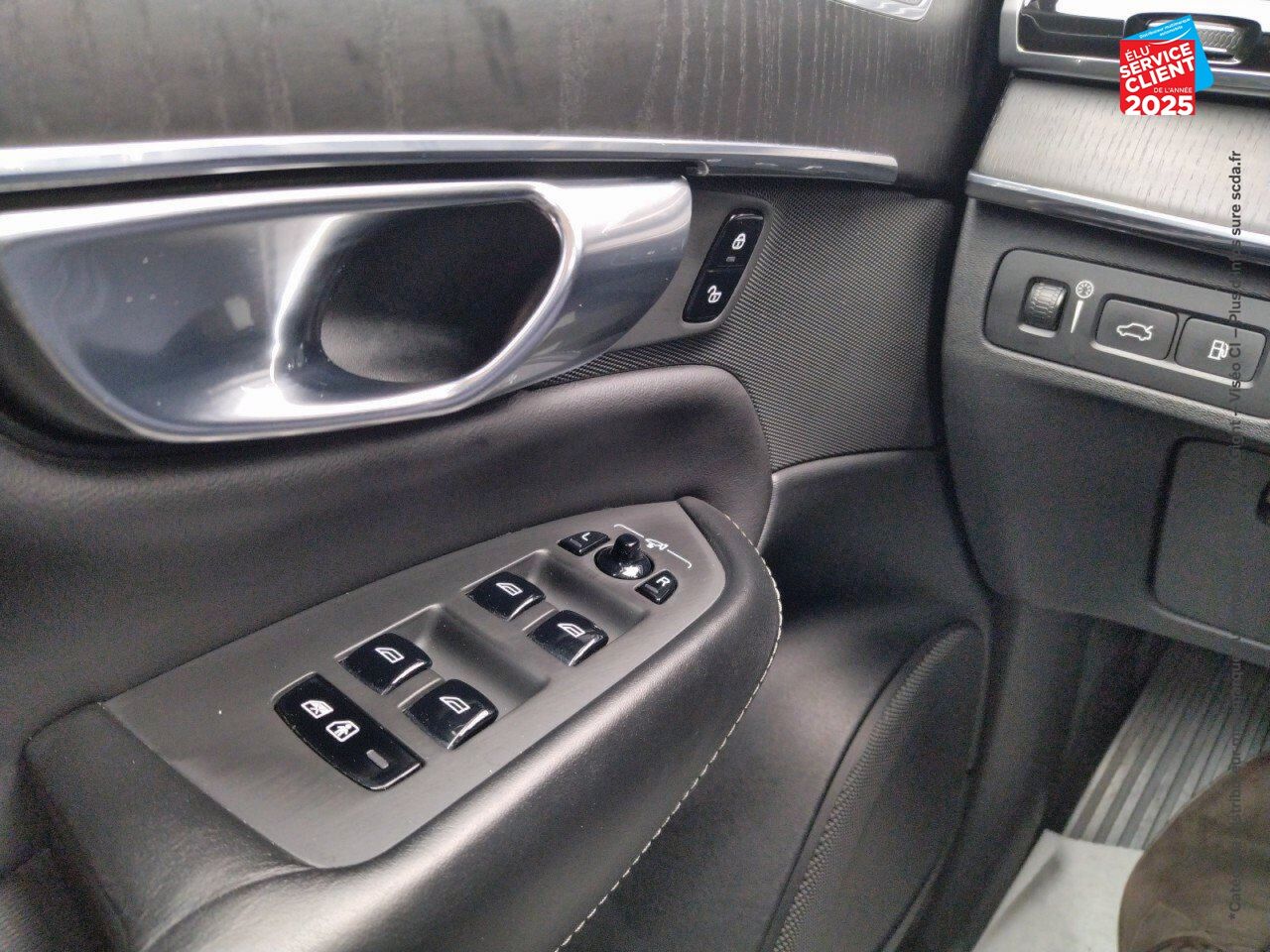 Véhicule d'occasion VOLVO XC90 T8 TWIN ENGINE 303 + 87CH INSCRIPTION LUXE GEARTRONIC 7 PLACES 48G chez Opel Verdun