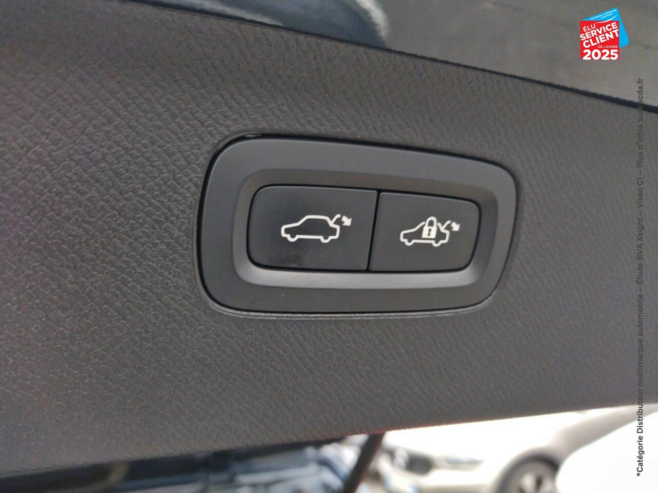Véhicule d'occasion VOLVO XC90 T8 TWIN ENGINE 303 + 87CH INSCRIPTION LUXE GEARTRONIC 7 PLACES 48G chez Opel Verdun