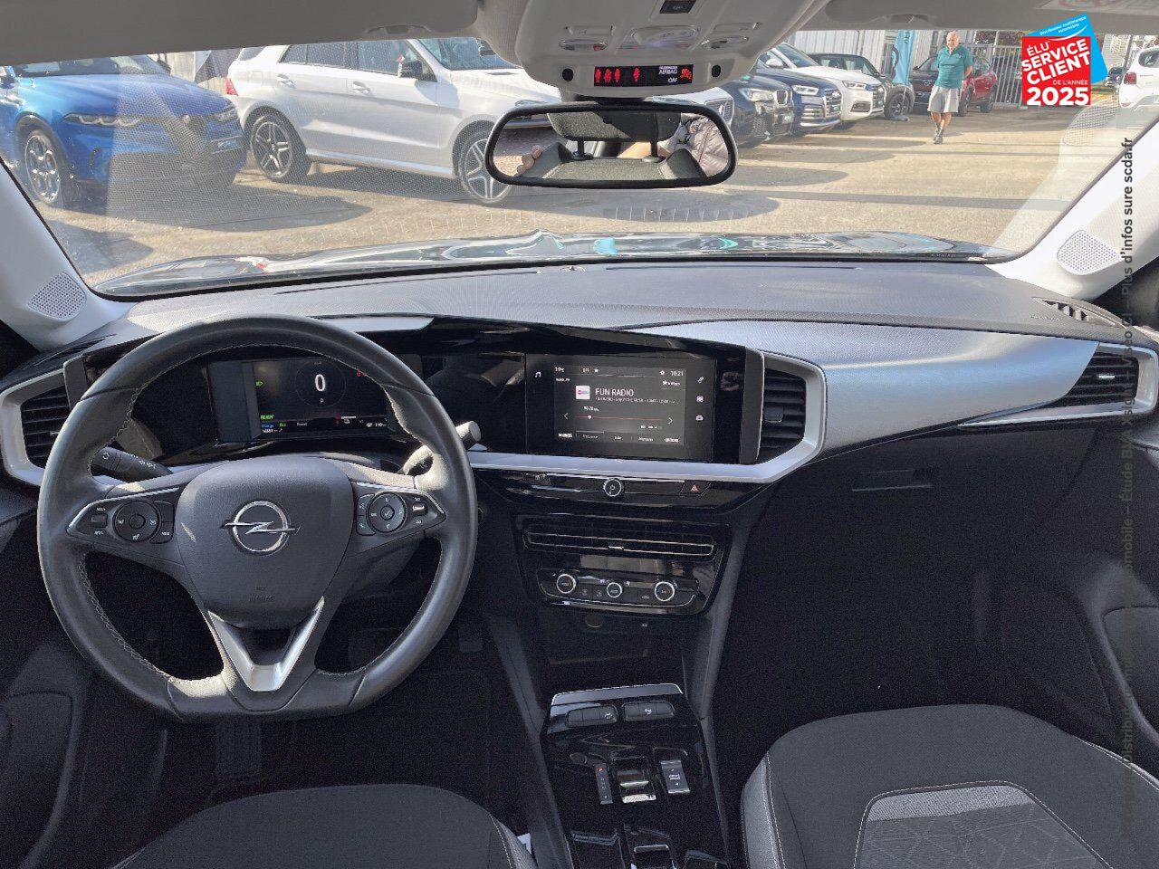 Véhicule d'occasion OPEL MOKKA MOKKA-E 136CH EDITION chez Opel Beaune