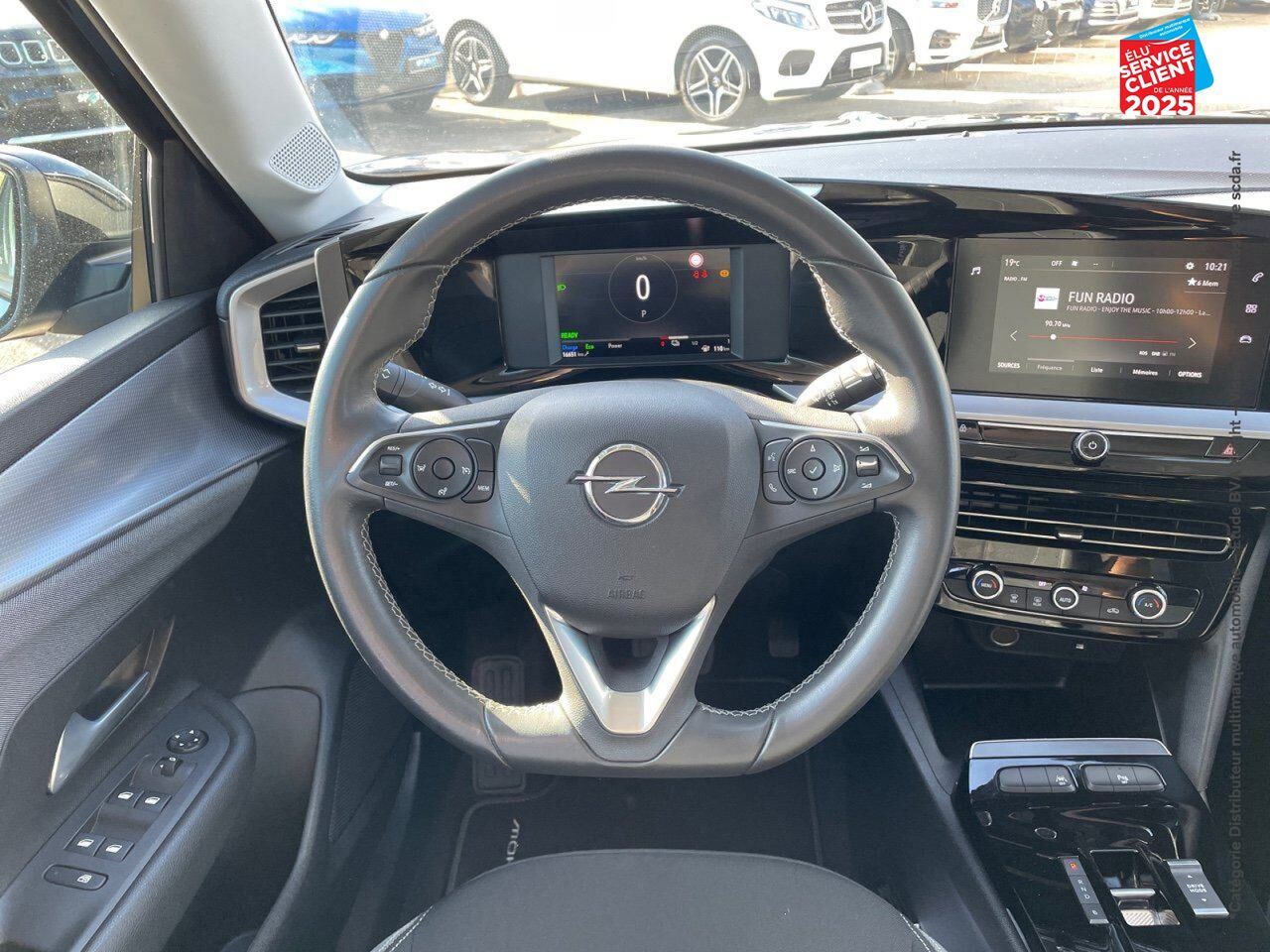 Véhicule d'occasion OPEL MOKKA MOKKA-E 136CH EDITION chez Opel Beaune
