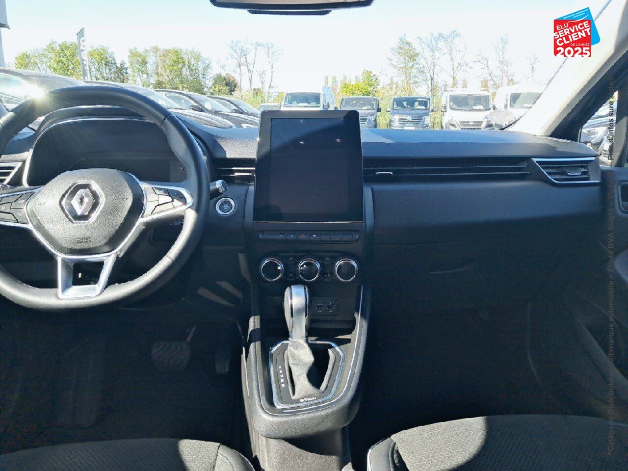 Véhicule d'occasion RENAULT CLIO 1.6 E-TECH 140CH INTENS -21 chez Renault Sélestat