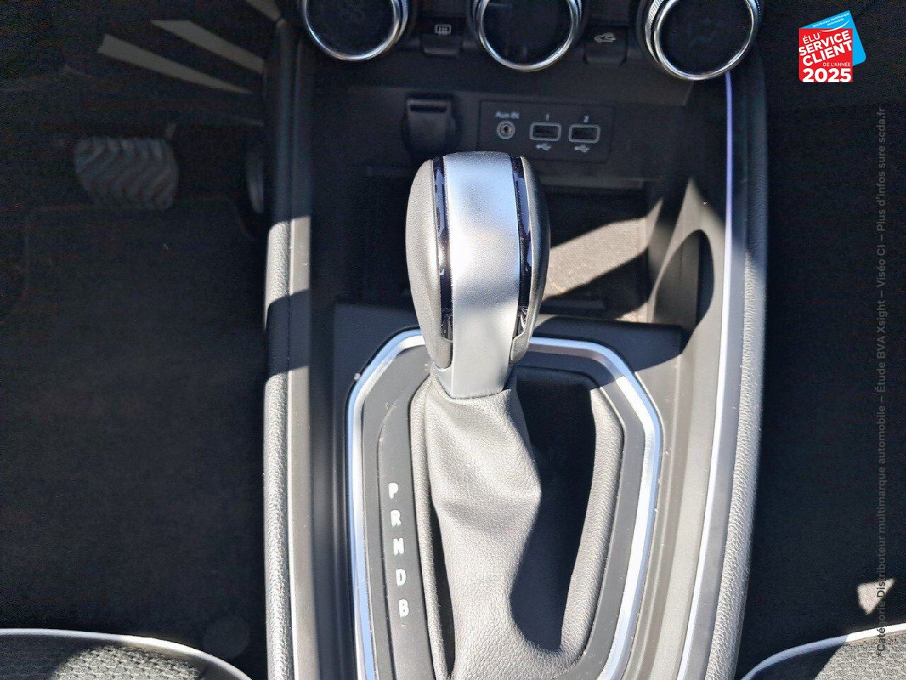 Véhicule d'occasion RENAULT CLIO 1.6 E-TECH 140CH INTENS -21 chez Renault Sélestat