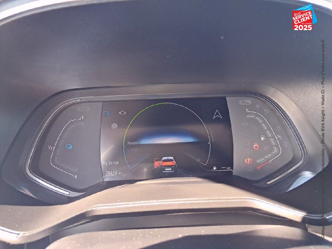 Véhicule d'occasion RENAULT CLIO 1.6 E-TECH 140CH INTENS -21 chez Renault Sélestat
