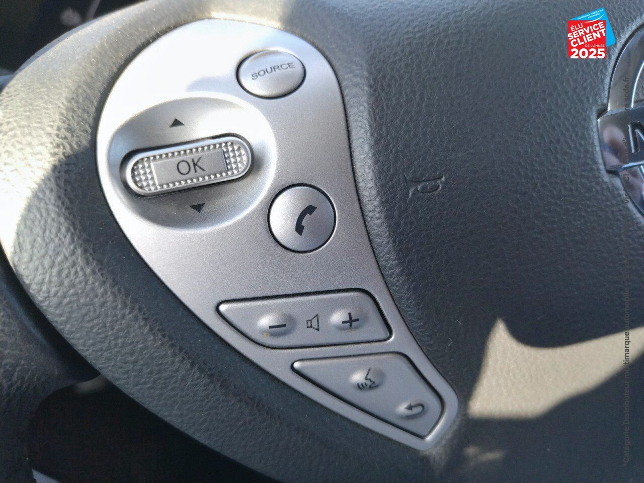 Véhicule d'occasion NISSAN LEAF 109CH 30KWH TEKNA chez Nissan Beaune