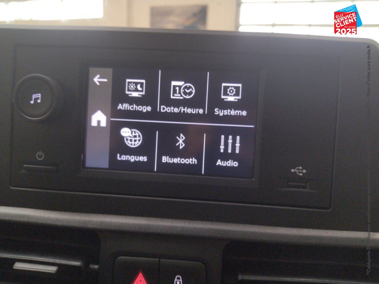 Véhicule d'occasion OPEL COMBO LIFE TAILLE M - MOTEUR ELECTRIQUE 136CH 100 KW AUTOMATIQUE EDITION chez Renault Saint-Louis