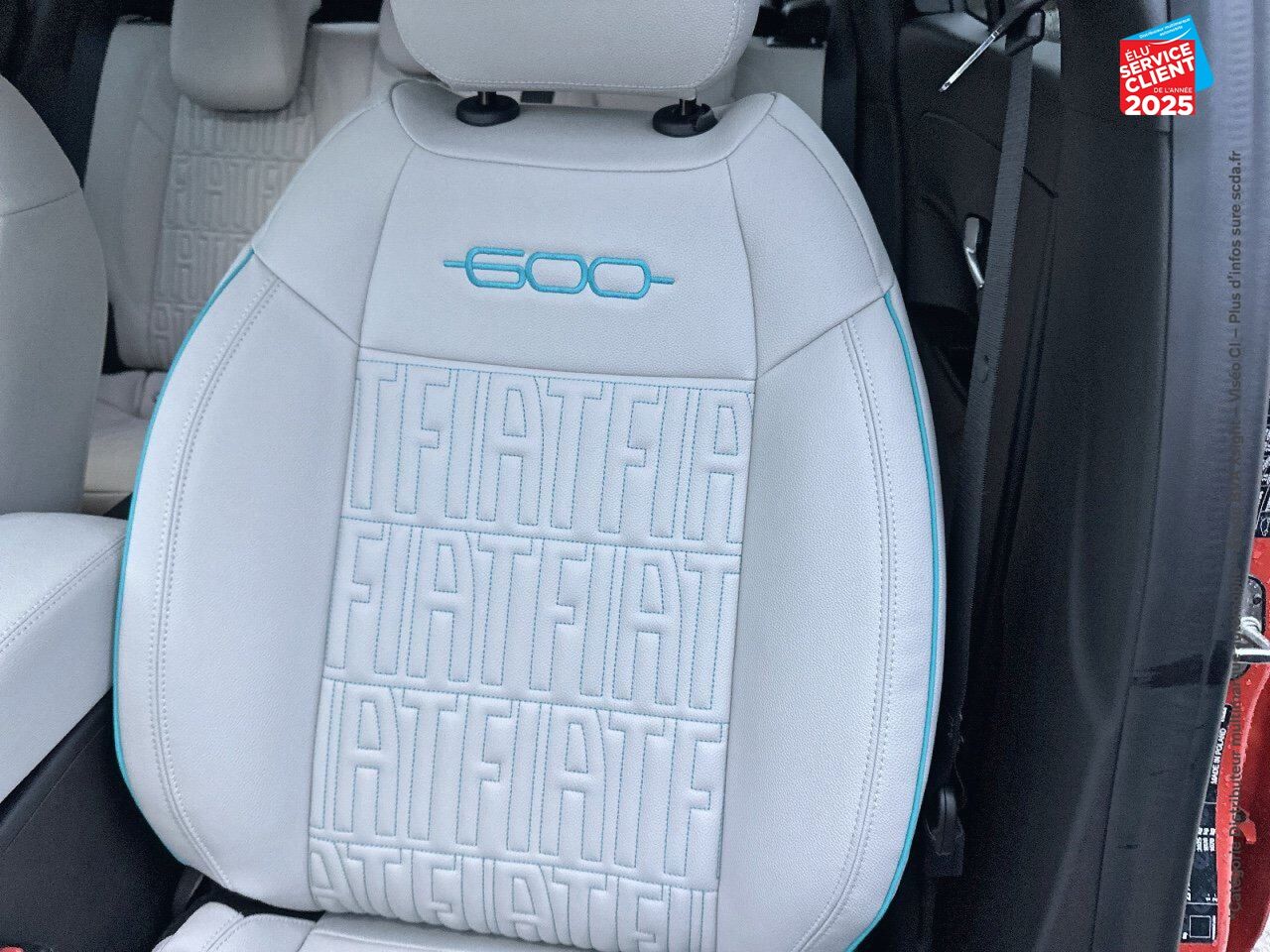 Véhicule d'occasion FIAT 600 E 156CH 54KWH LA PRIMA chez Fiat Strasbourg