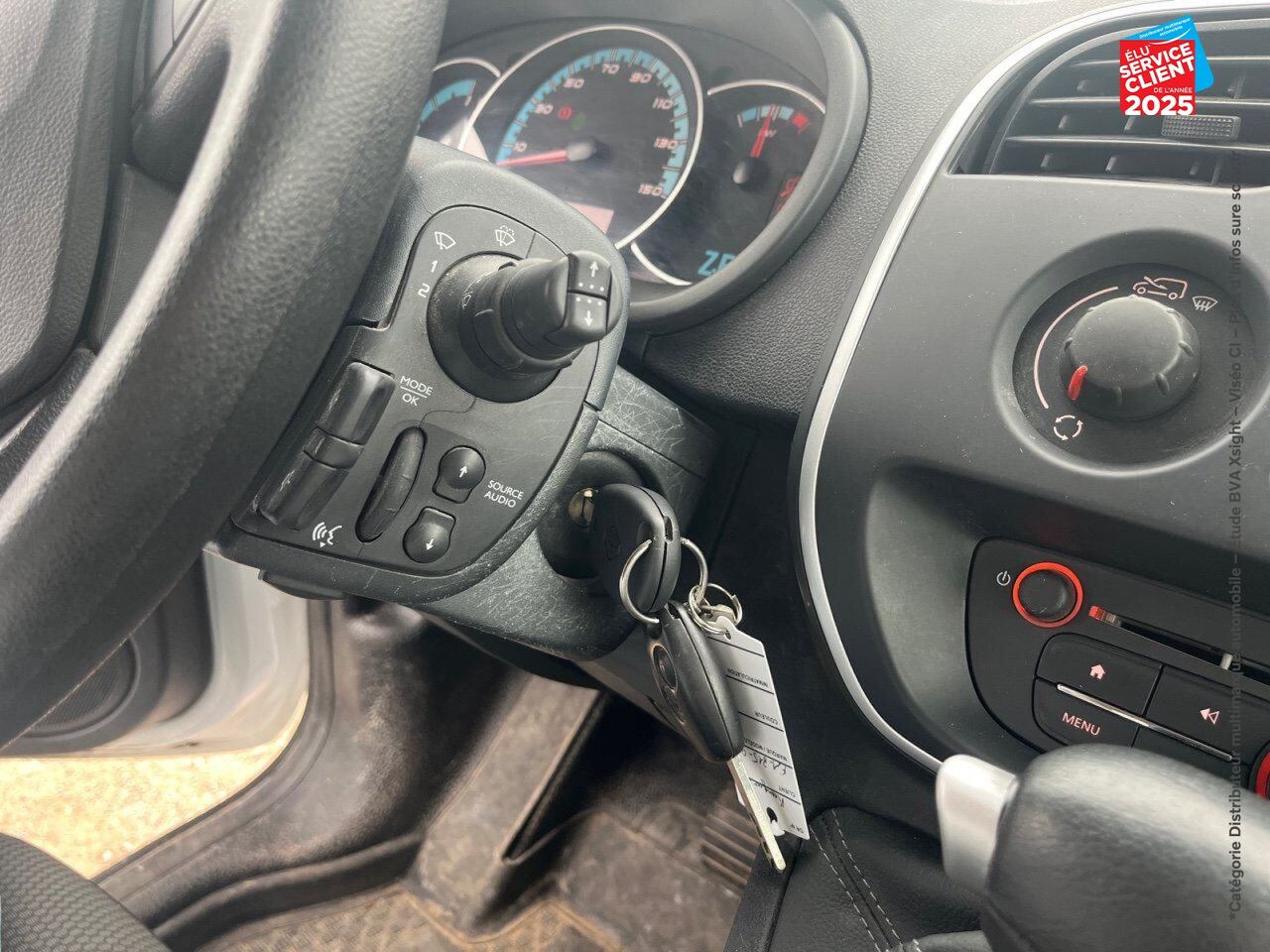 Véhicule d'occasion RENAULT KANGOO EXPRESS ELECTRIC 33 EXTRA R-LINK chez Hyundai Reims