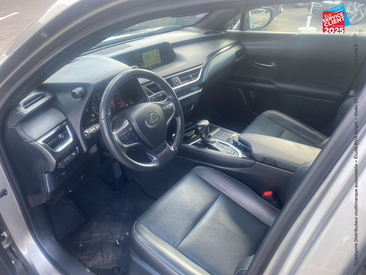 Véhicule d'occasion LEXUS UX 250H 4WD LUXE MY19 chez Dacia Mulhouse
