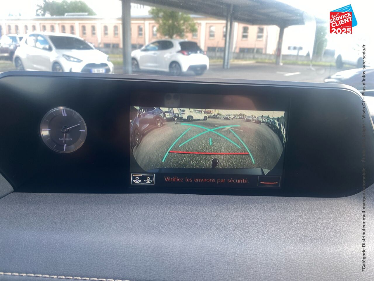 Véhicule d'occasion LEXUS UX 250H 4WD LUXE MY19 chez Dacia Mulhouse