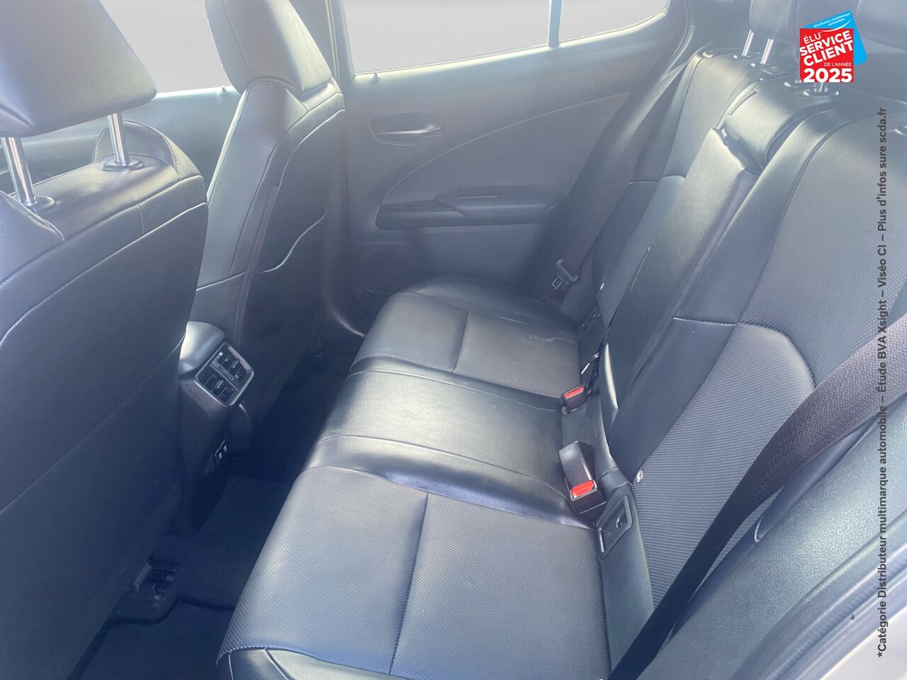 Véhicule d'occasion LEXUS UX 250H 4WD LUXE MY19 chez Dacia Mulhouse