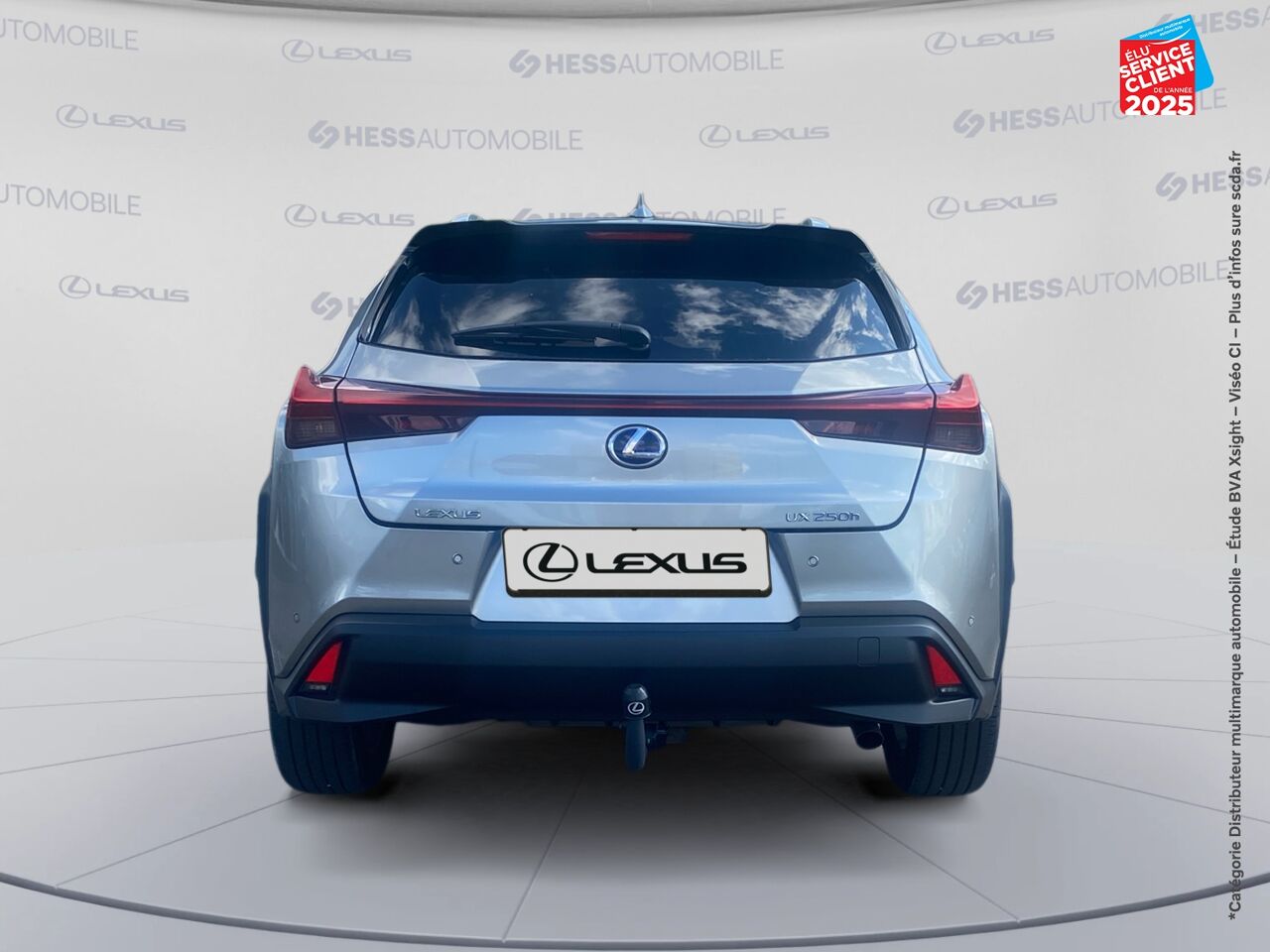 Véhicule d'occasion LEXUS UX 250H 4WD LUXE MY19 chez Dacia Mulhouse