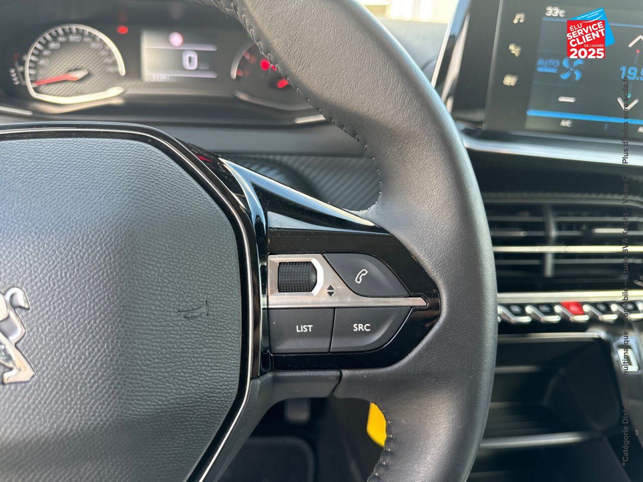 Véhicule d'occasion PEUGEOT 2008 1.2 PURETECH 100CH S/S STYLE chez Opel Nancy