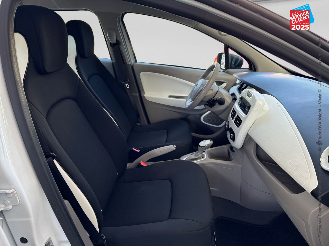 Véhicule d'occasion RENAULT ZOE CITY CHARGE NORMALE R90 chez Renault Saint-Louis