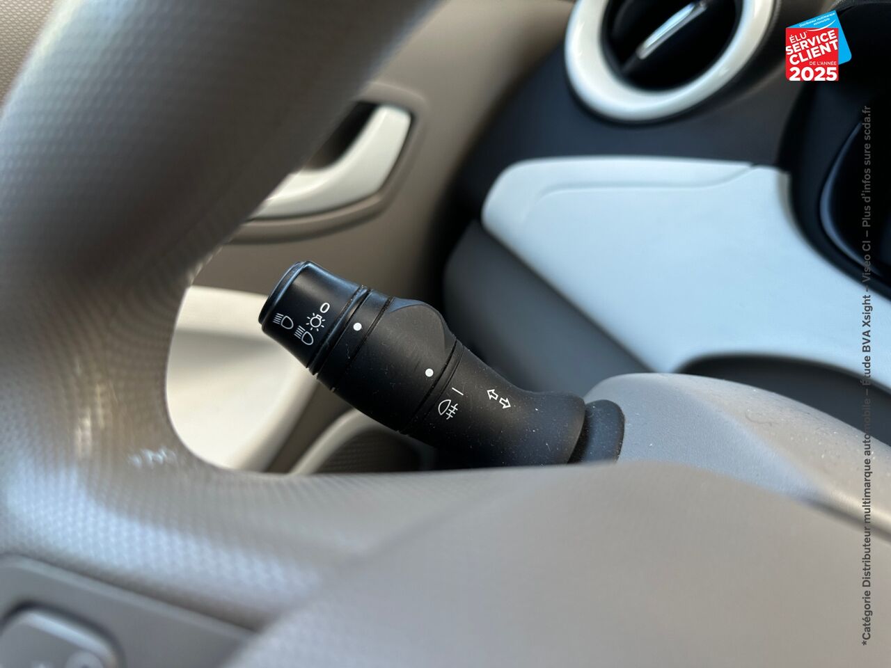 Véhicule d'occasion RENAULT ZOE CITY CHARGE NORMALE R90 chez Renault Saint-Louis
