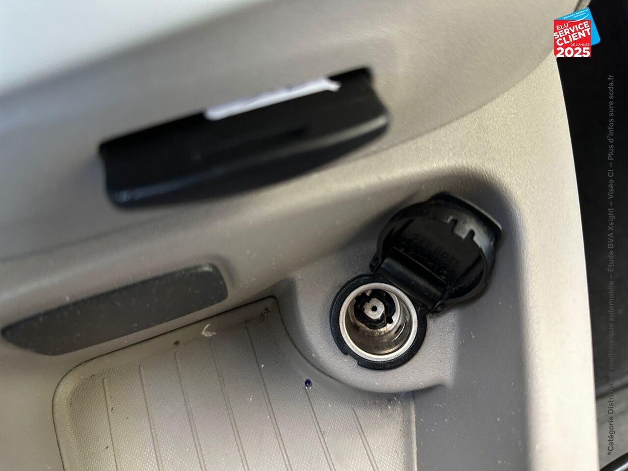 Véhicule d'occasion RENAULT ZOE CITY CHARGE NORMALE R90 chez Renault Saint-Louis