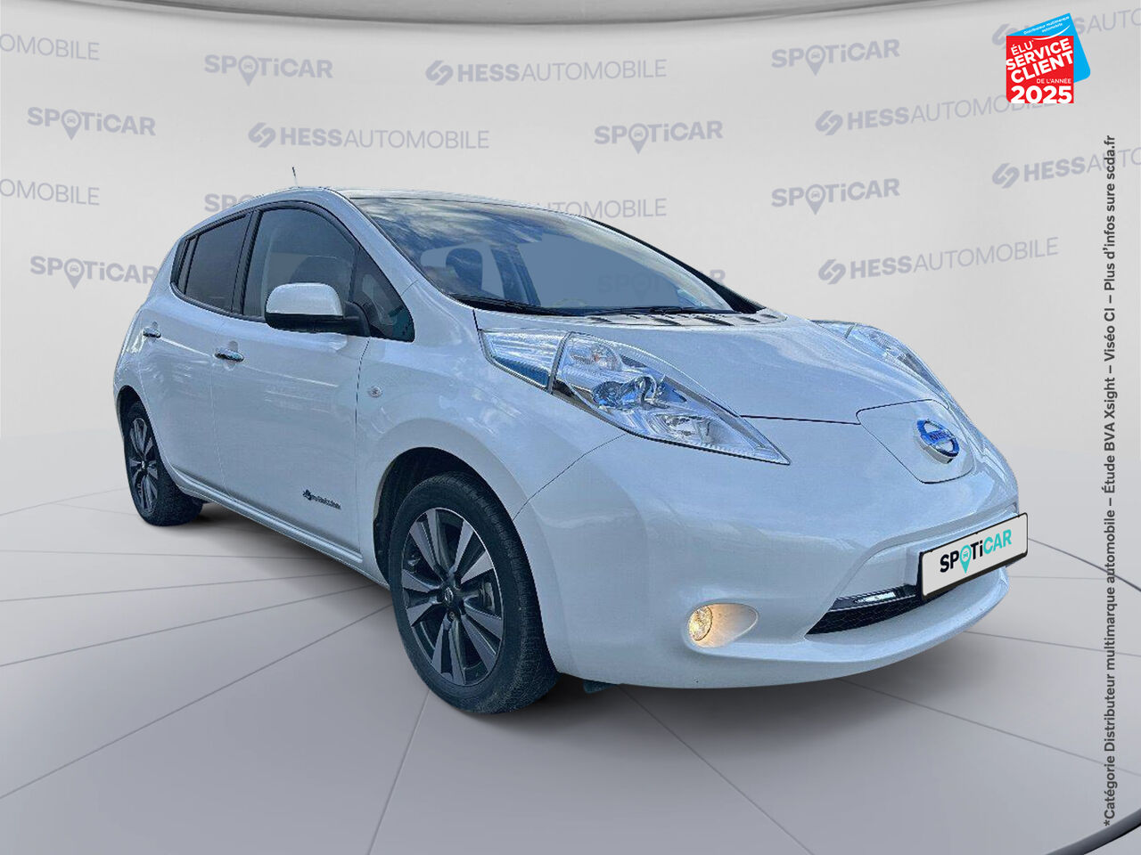 Véhicule d'occasion NISSAN LEAF 109CH 30KWH TEKNA MY17 chez Renault Saint-Louis