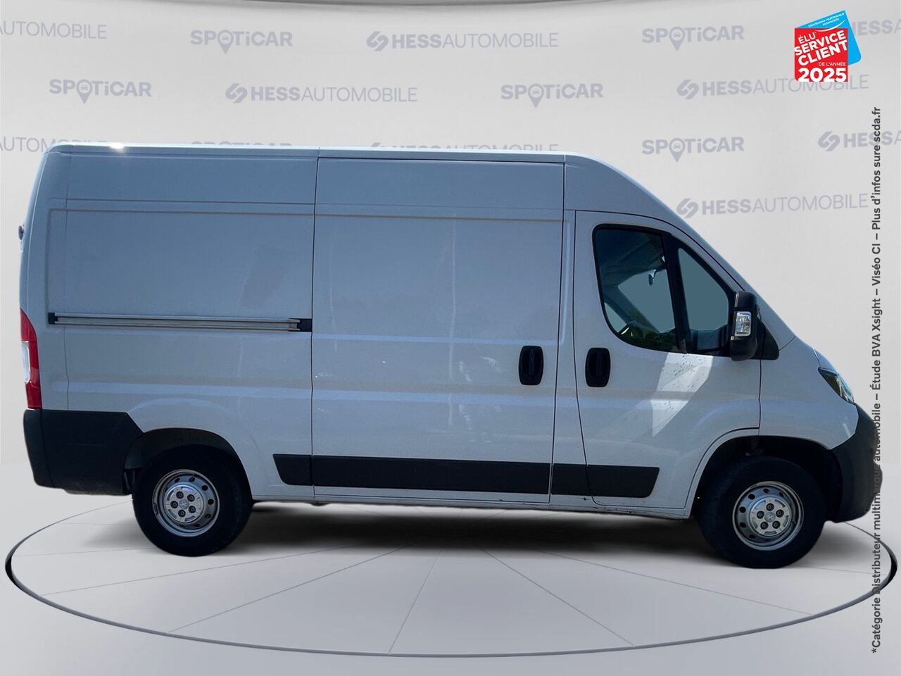 Véhicule d'occasion PEUGEOT BOXER FG 335 L2H2 2.2 BLUEHDI SS 120CH PREMIUM chez Renault Montbéliard
