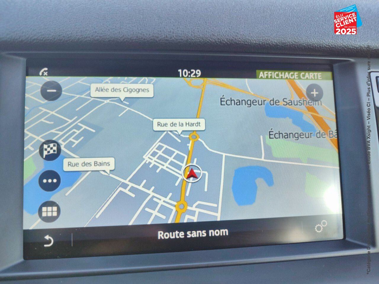 Véhicule d'occasion LAND-ROVER DISCOVERY SPORT 2.0 SD4 240CH HSE LUXURY AWD BVA MARK III chez Toyota Thionville