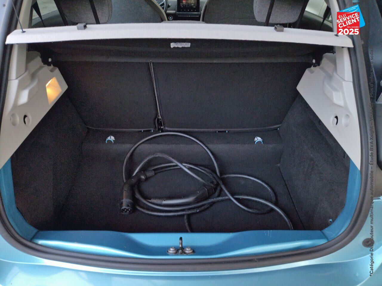 Véhicule d'occasion RENAULT ZOE ZEN CHARGE NORMALE R110 - 20 chez Renault Saint-Louis