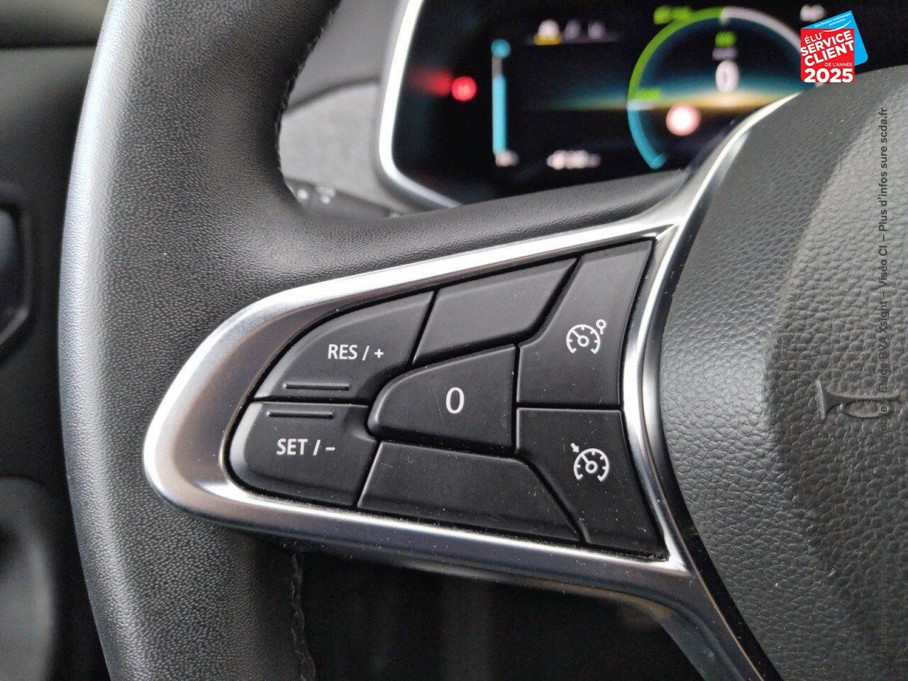 Véhicule d'occasion RENAULT ZOE ZEN CHARGE NORMALE R110 - 20 chez Renault Saint-Louis