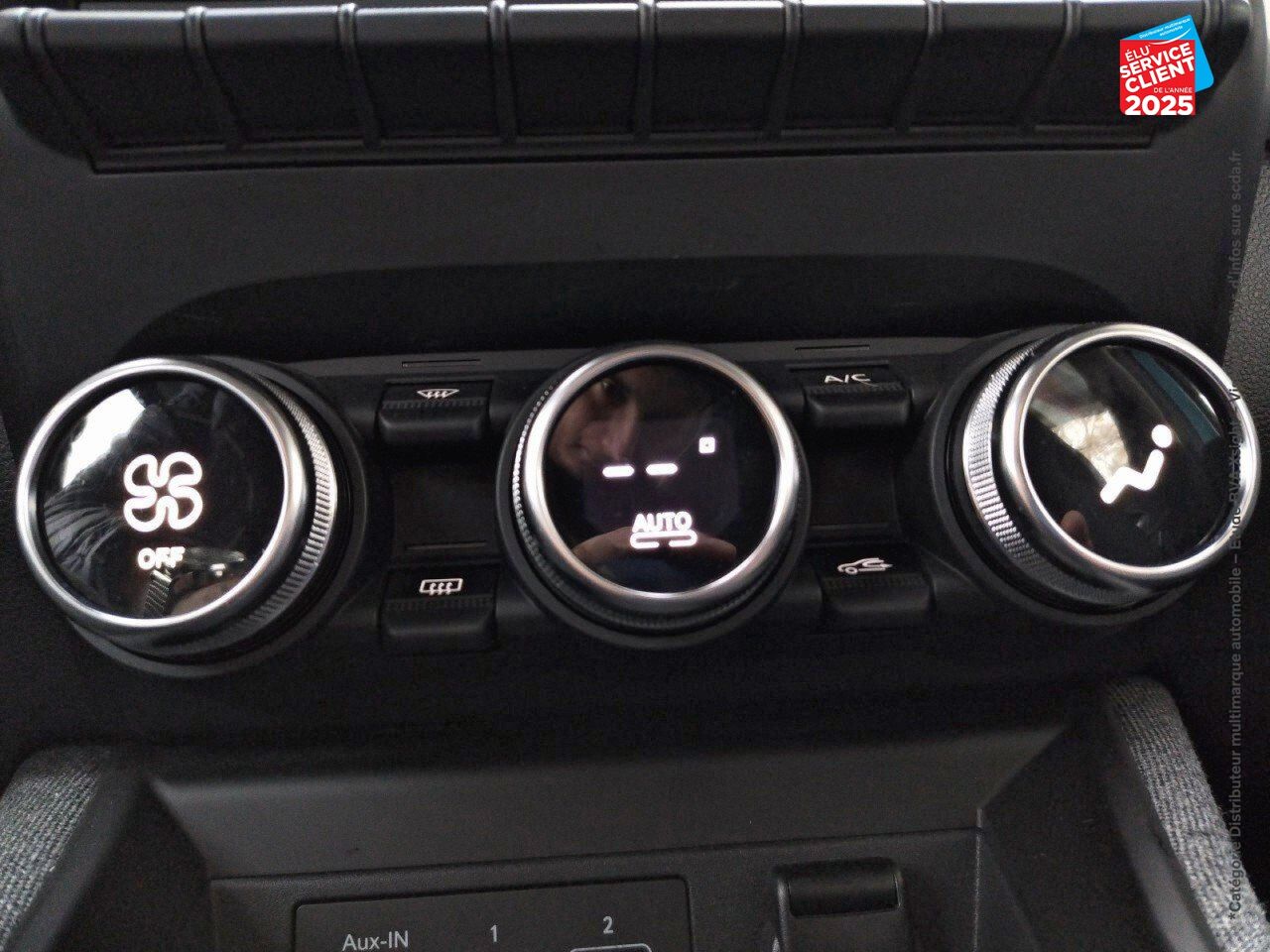 Véhicule d'occasion RENAULT ZOE ZEN CHARGE NORMALE R110 - 20 chez Renault Saint-Louis