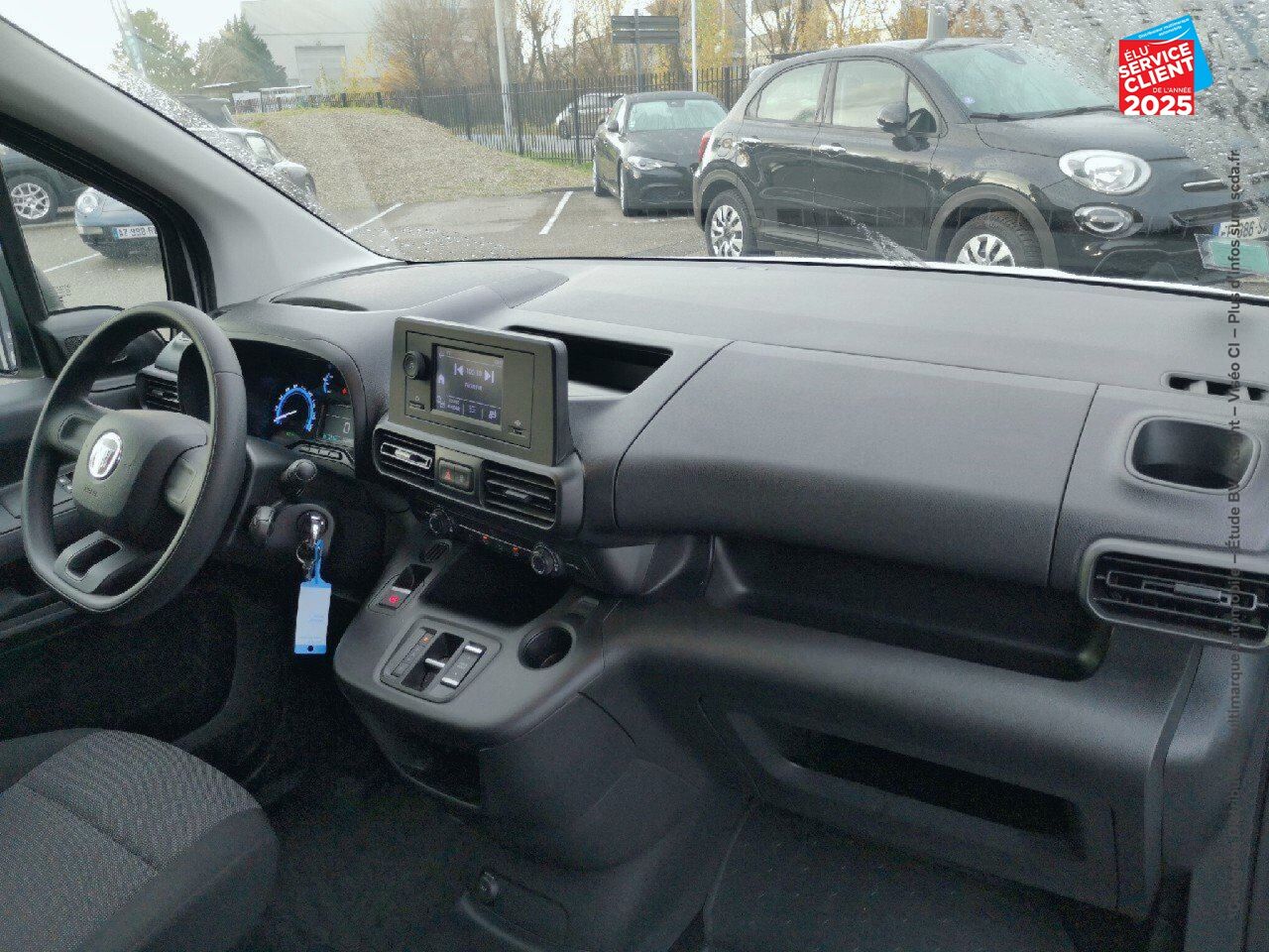 Véhicule d'occasion FIAT DOBLO FG M 800KG ELECTRIQUE 136CH BATTERIE 50 KWH chez Renault Sélestat
