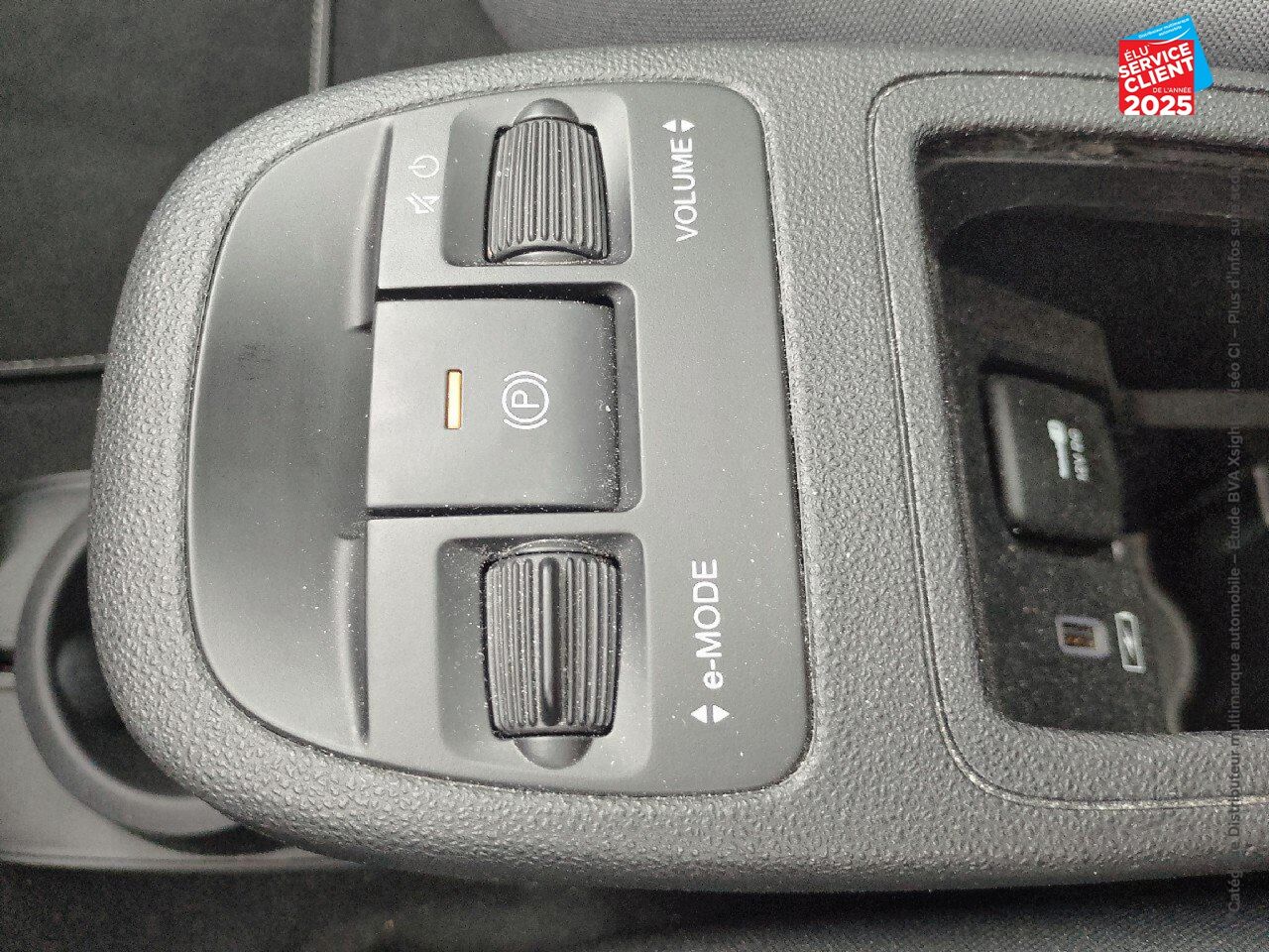 Véhicule d'occasion FIAT 500 3+1 E 118CH ICONE chez Opel Saint-Dizier