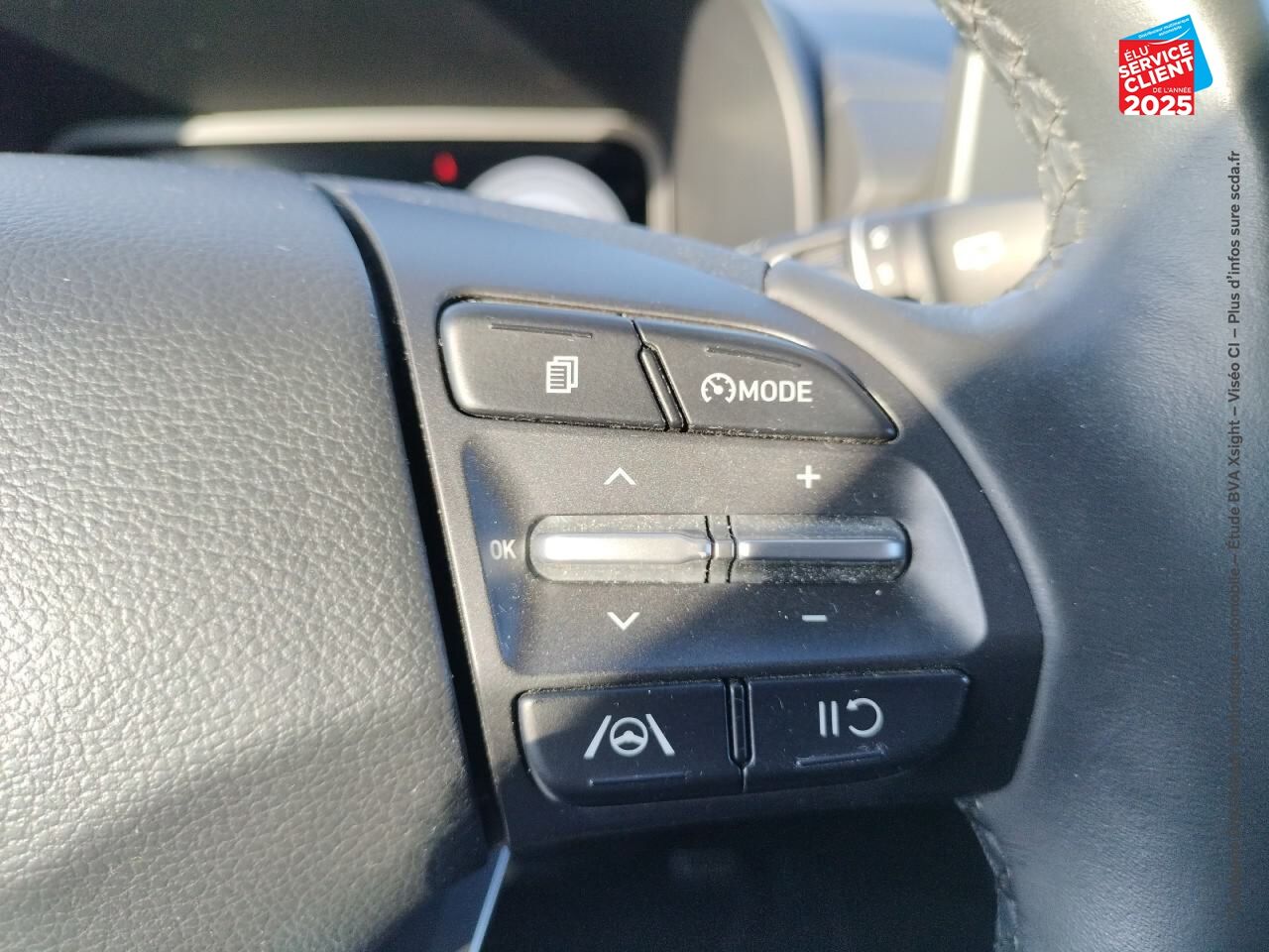 Véhicule d'occasion HYUNDAI KONA ELECTRIC 39KWH - 136 CH INTUITIVE CARPLAY CAMERA chez Hyundai Epernay