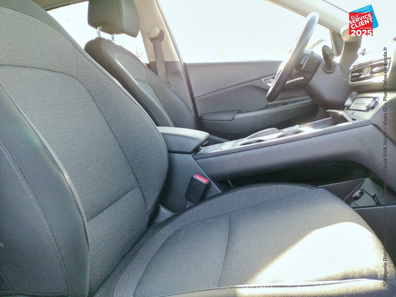 Véhicule d'occasion HYUNDAI KONA ELECTRIC 39KWH - 136 CH INTUITIVE CARPLAY CAMERA chez Hyundai Epernay