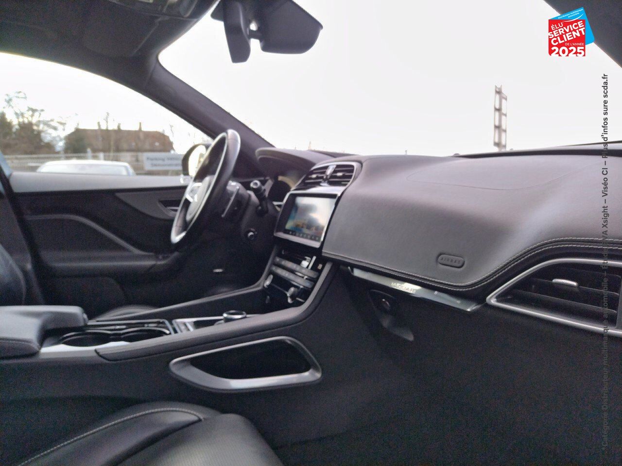 Véhicule d'occasion JAGUAR F-PACE V6 3.0 SUPERCHARGED 380CH S 4X4 BVA8 chez Renault Saint-Louis
