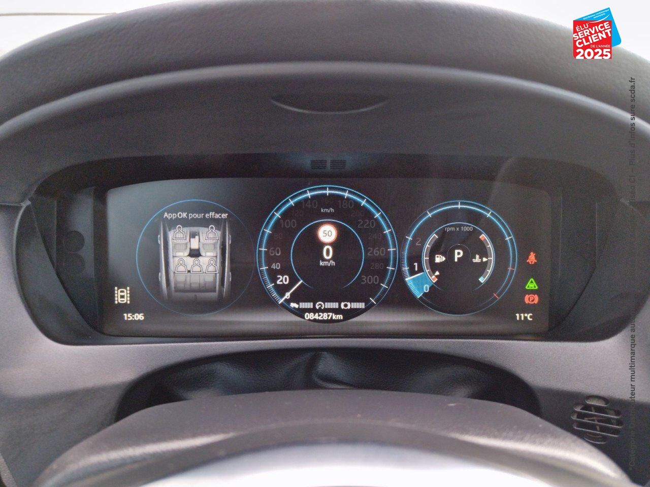 Véhicule d'occasion JAGUAR F-PACE V6 3.0 SUPERCHARGED 380CH S 4X4 BVA8 chez Renault Saint-Louis