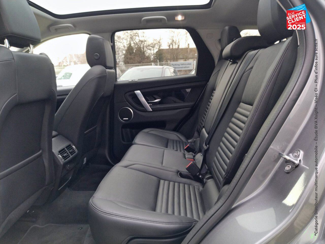 Véhicule d'occasion LAND-ROVER DISCOVERY SPORT P300E SE AWD BVA chez Land Rover Strasbourg