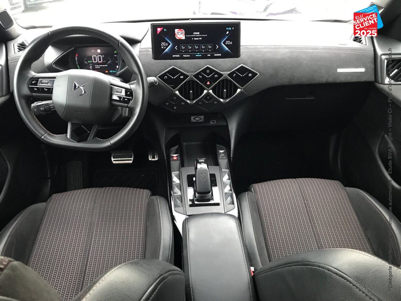Véhicule d'occasion DS DS 3 CROSSBACK E-TENSE PERFORMANCE LINE 4CV chez Hyundai Epernay