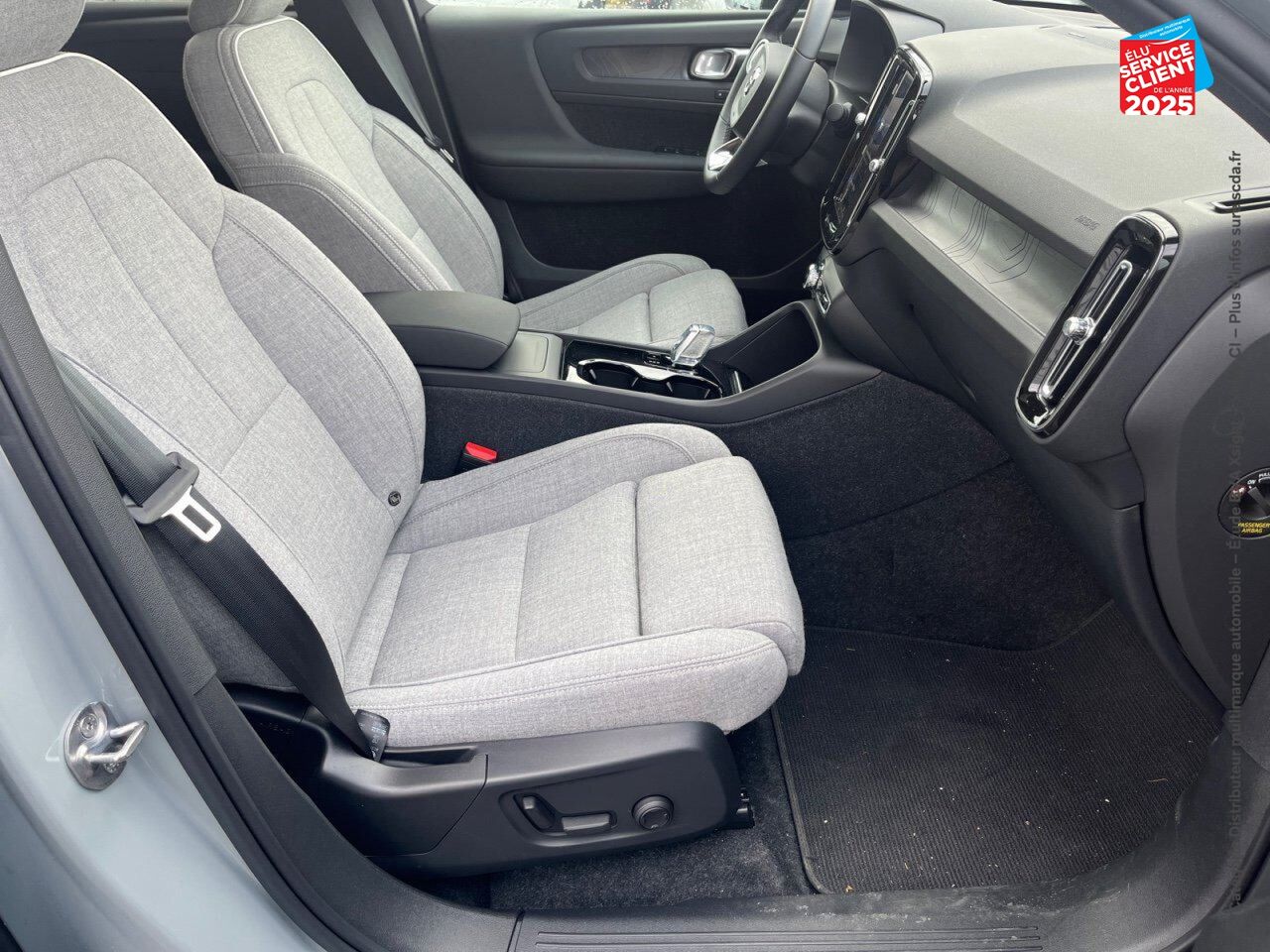 Véhicule d'occasion VOLVO C40 RECHARGE EXTENDED RANGE 252CH ULTIMATE chez Volvo Epernay