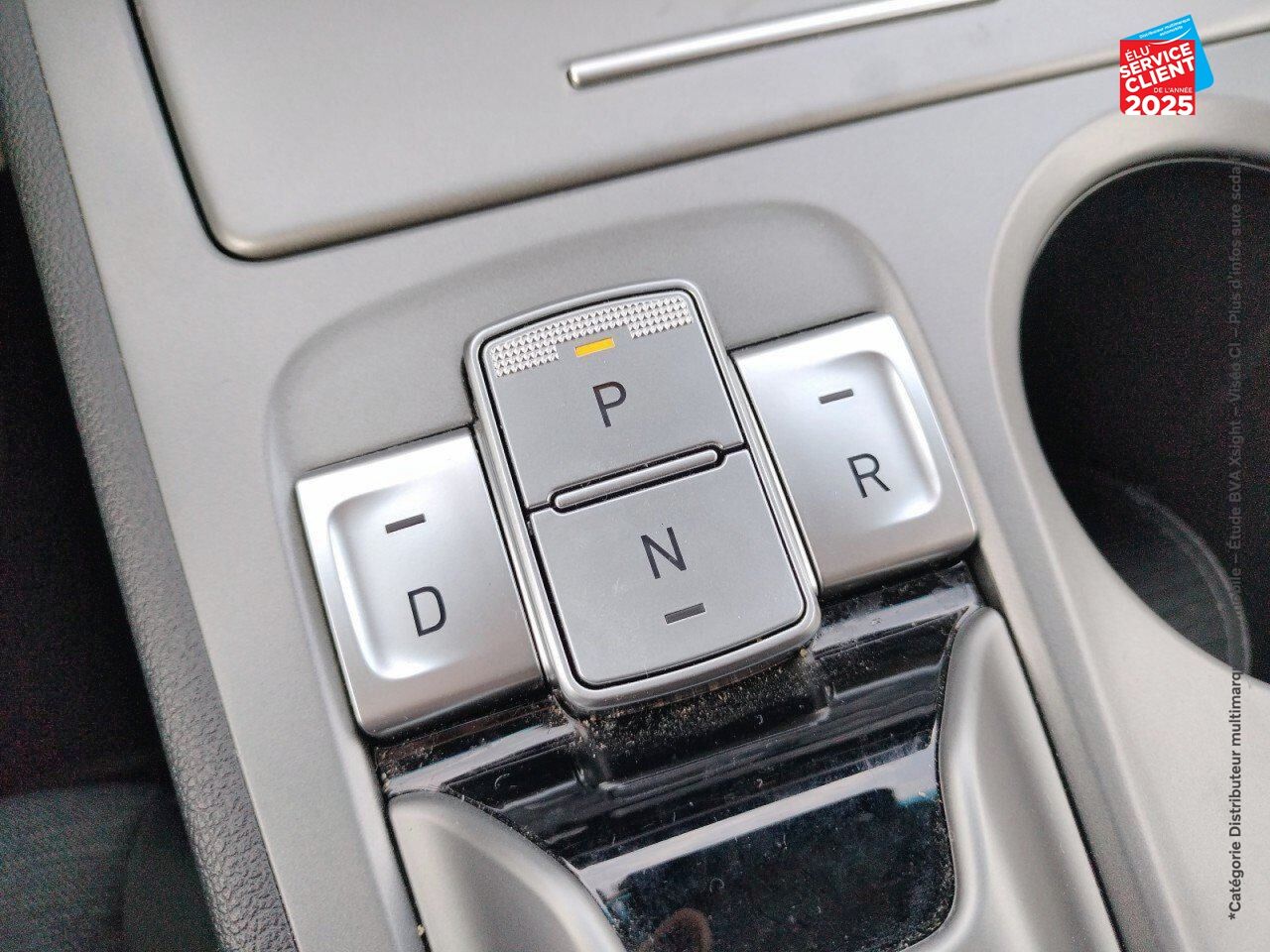 Véhicule d'occasion HYUNDAI KONA ELECTRIC 39 KWH - 136 CH CREATIVE GPS CAMERA chez Hyundai Epernay