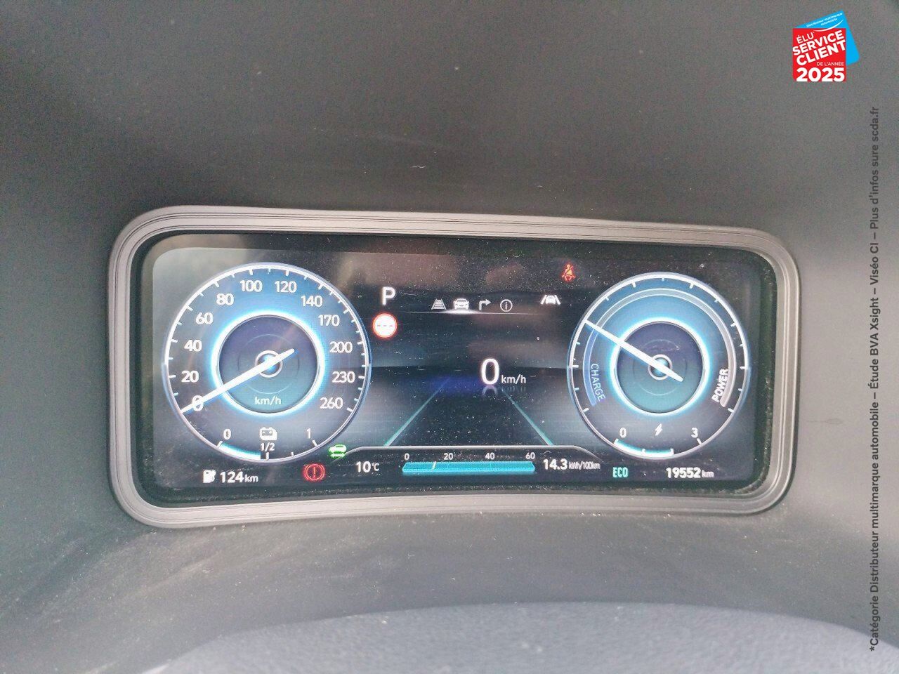Véhicule d'occasion HYUNDAI KONA ELECTRIC 39 KWH - 136 CH CREATIVE GPS CAMERA chez Hyundai Epernay
