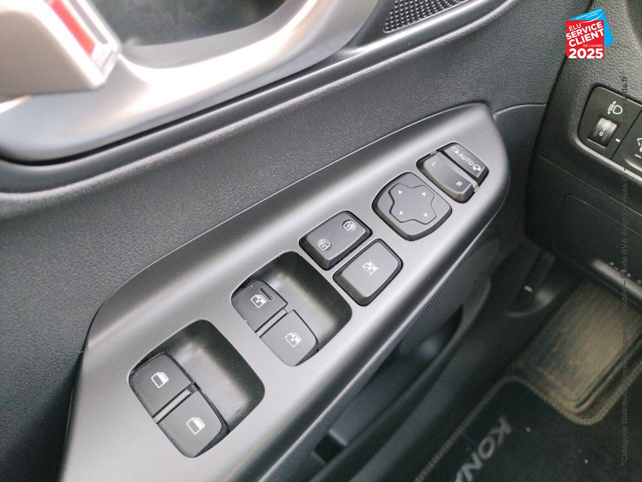 Véhicule d'occasion HYUNDAI KONA ELECTRIC 39 KWH - 136 CH CREATIVE GPS CAMERA chez Hyundai Epernay