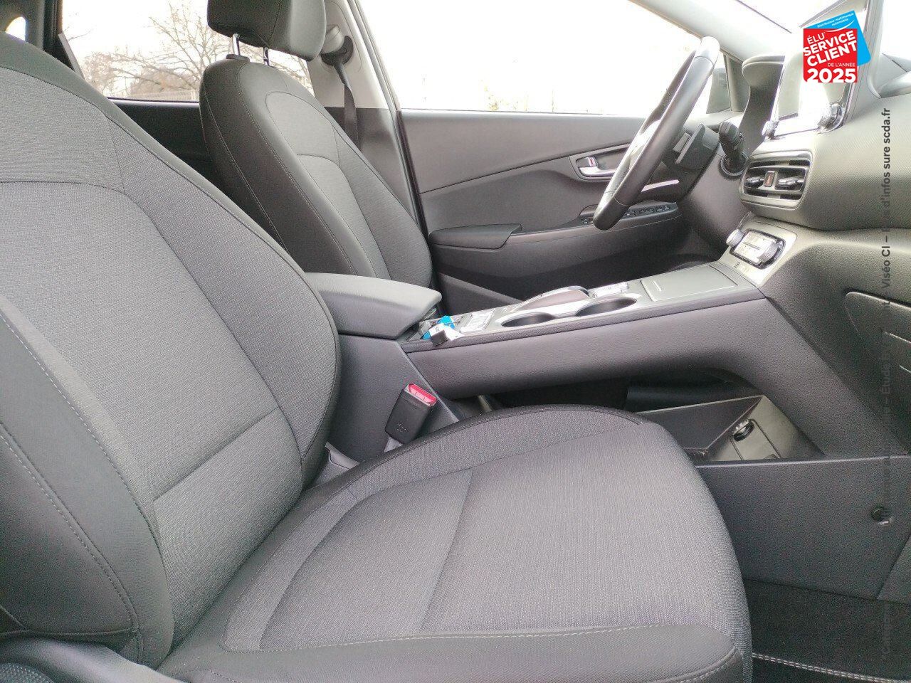 Véhicule d'occasion HYUNDAI KONA ELECTRIC 39 KWH - 136 CH CREATIVE GPS CAMERA chez Hyundai Epernay