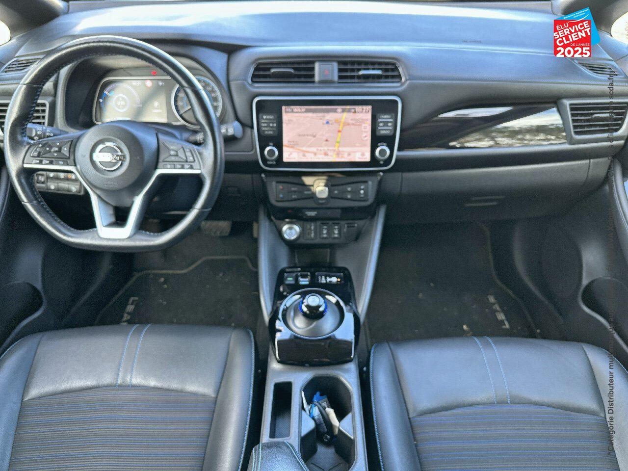 Véhicule d'occasion NISSAN LEAF 150CH 40KWH N-CONNECTA 19.5 chez HESS Automobile