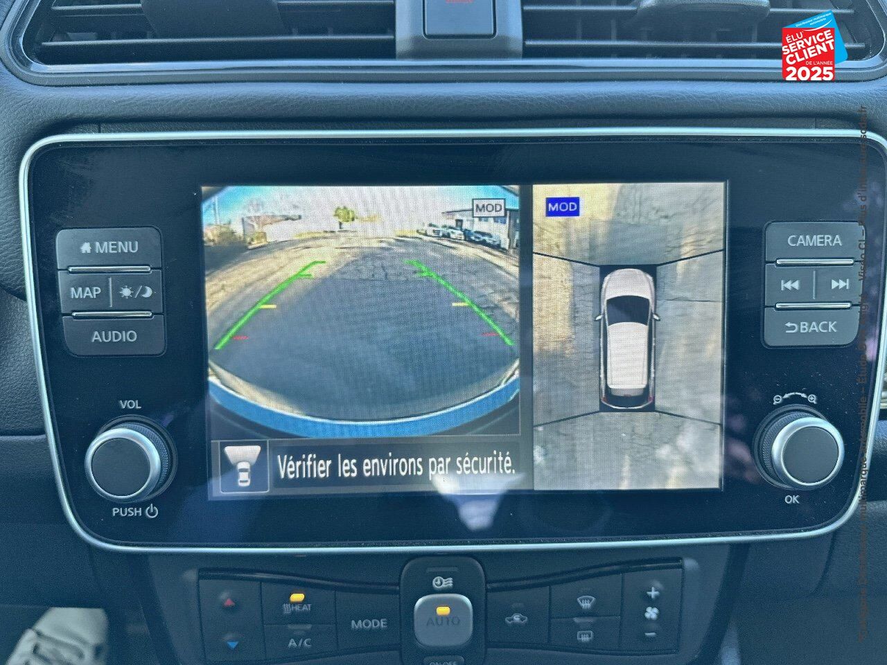 Véhicule d'occasion NISSAN LEAF 150CH 40KWH N-CONNECTA 19.5 chez HESS Automobile