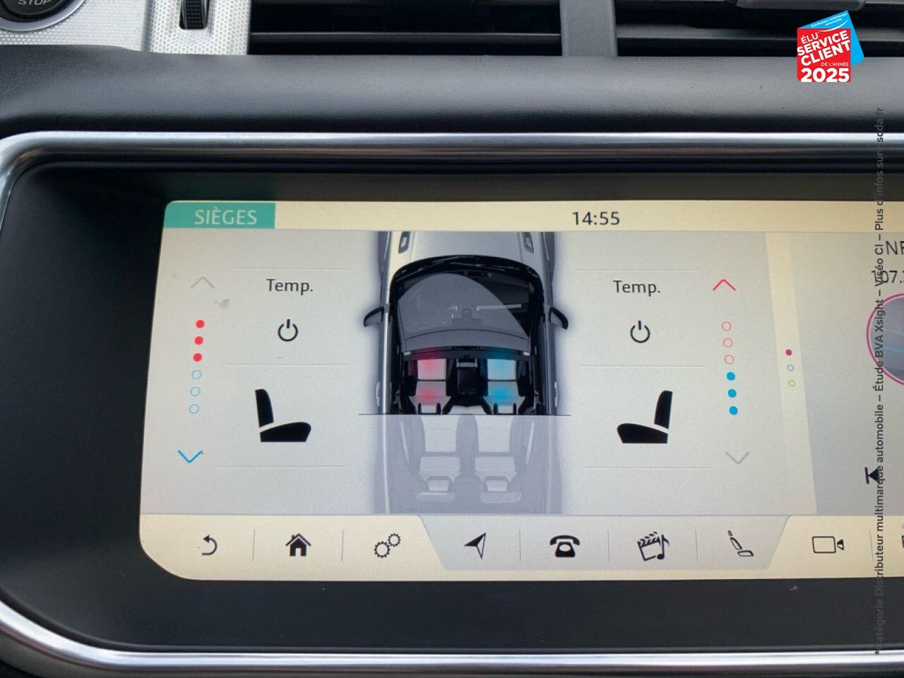 Véhicule d'occasion LAND-ROVER RANGE EVOQUE CAB 2.0 TD4 180 SE DYNAMIC BVA MARK III CUIR SIEGE CHAUF CAMERA GPS chez Volvo Epernay