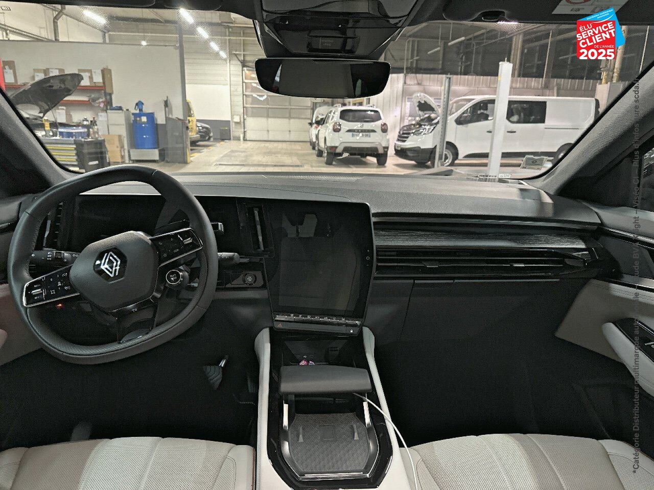 Véhicule neuf RENAULT ESPACE 1.2 E-TECH FULL HYBRID 200CH ICONIC chez HESS Automobile