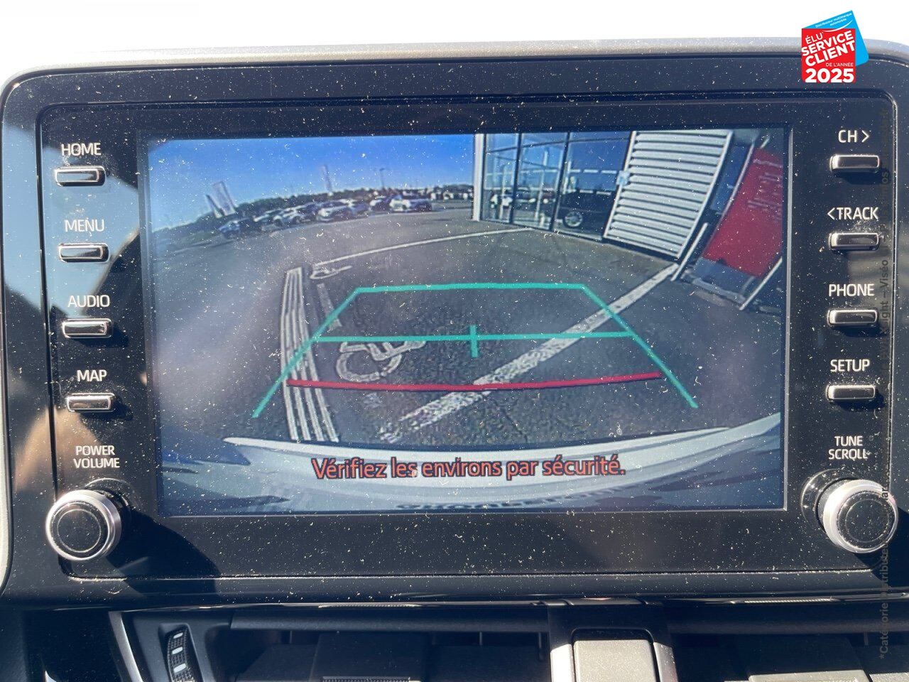 Véhicule d'occasion TOYOTA C-HR 184H GR-SPORT 2WD E-CVT MY20 SIEGES CHAUF CAMERA CARPLAY chez Toyota Longwy