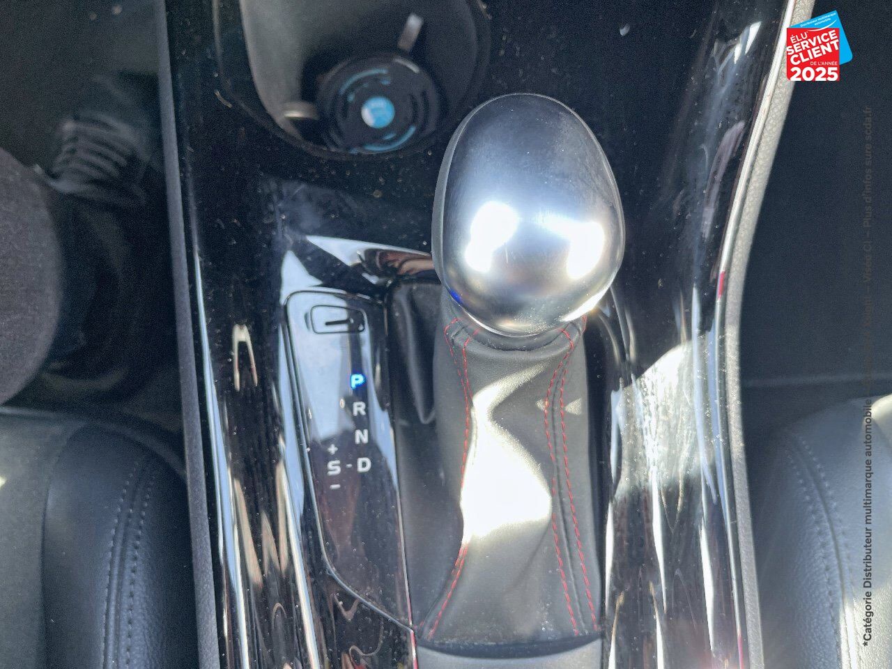 Véhicule d'occasion TOYOTA C-HR 184H GR-SPORT 2WD E-CVT MY20 SIEGES CHAUF CAMERA CARPLAY chez Toyota Longwy