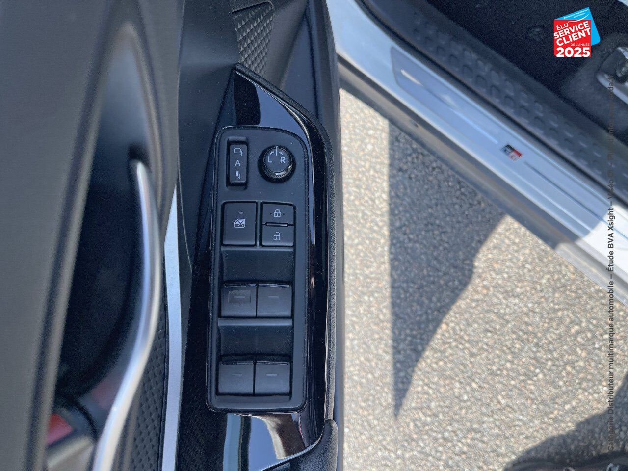 Véhicule d'occasion TOYOTA C-HR 184H GR-SPORT 2WD E-CVT MY20 SIEGES CHAUF CAMERA CARPLAY chez Toyota Longwy